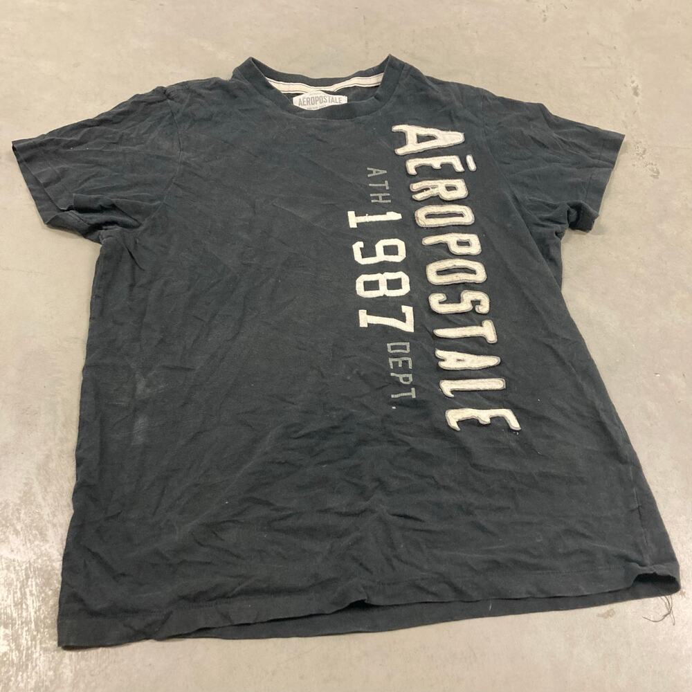 Y2K Aeropostale embroidered T-Shirt